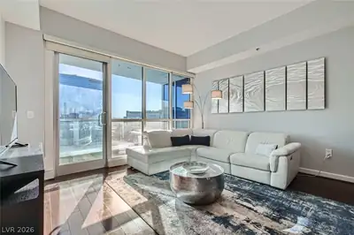 4525 Dean Martin Drive 2001 Living Room