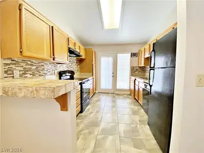 704 Callahan Point Drive, Las Vegas, NV 89145 Kitchen