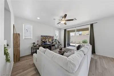 344 Hibiscus Bay Court Living Room