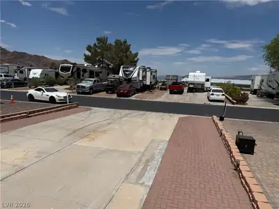812 Pelican Way, Boulder City, NV 89005 Parking