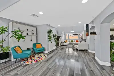 2647 Regency Cove Court, Las Vegas, NV 89121 