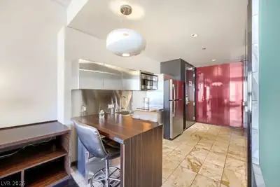 4381 West Flamingo Road 1816 Kitchen
