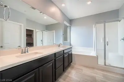 1078 Langston Ranch Avenue, Henderson, NV 89002 Primary Bathroom