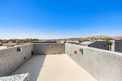 9050 West Tropicana Avenue 1043 Patio