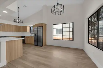 5336 Singing Hills Drive Kitchen