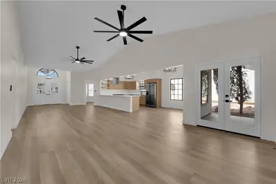 5336 Singing Hills Drive, Las Vegas