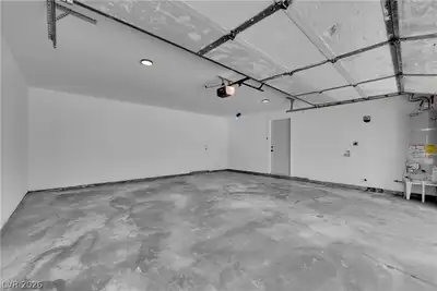 1524 Bonita Avenue, Las Vegas, NV 89104 Garage