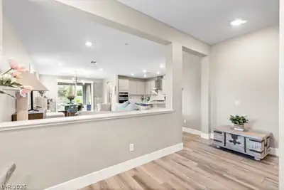 373 Coastal Redwood Street Living Room