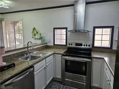 7701 Tackle Drive 105 Kitchen
