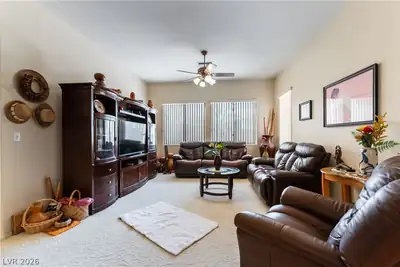 10608 Mission Lakes Avenue Living Room
