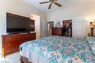 10608 Mission Lakes Avenue Bedroom