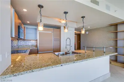 322 Karen Avenue 3601 Kitchen