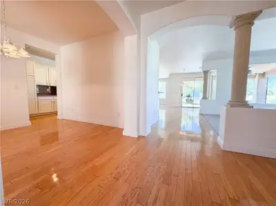 10228 Donde Avenue, Las Vegas, NV 89135 Living Room