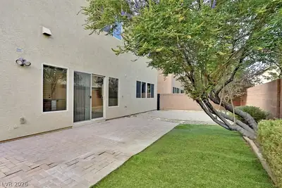 10656 Snow Lake Street, Las Vegas, NV 89179 Yard
