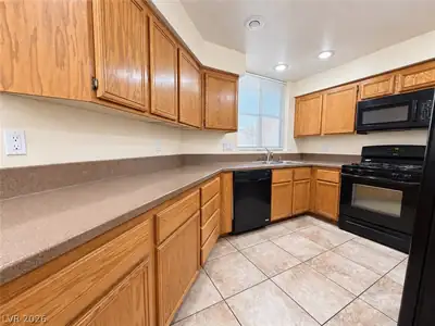5155 West Tropicana Avenue 1128, Las Vegas, NV 89103 Kitchen