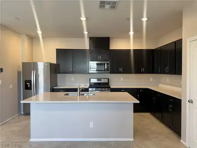 2853 Tanager Hill Street, Henderson, NV 89044 Kitchen