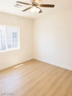 1701 Sycamore Avenue A Bedroom