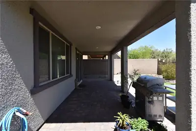 12528 Oregon Cherry Avenue Patio