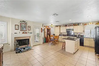 7821 Millhopper Avenue, Las Vegas, NV 89128 Kitchen