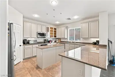 8051 Maple Park Street, Las Vegas, NV 89131 Kitchen