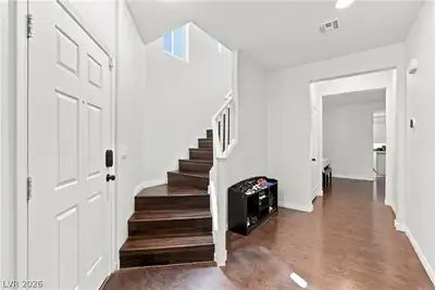 8051 Maple Park Street, Las Vegas, NV 89131 Entrance Foyer