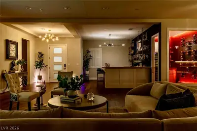 4660 Blushing Dawn Avenue, Las Vegas, NV 89118 Living Room