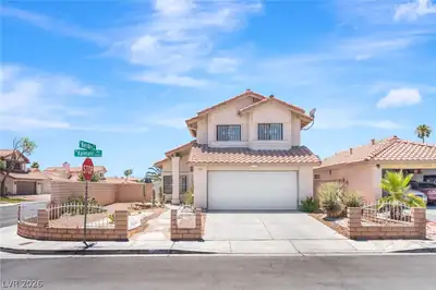 7531 Kalmalii Avenue, Las Vegas, NV 89147 Front of Structure