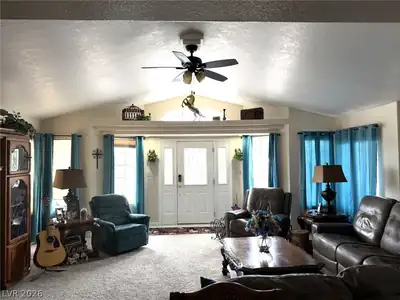 790 Avenue L, Ely, NV 89301 Living Room