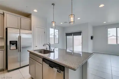 368 Badinerie Street, Henderson, NV 89011 Kitchen