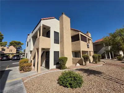 4941 Newport Cove Drive B Front of Structure