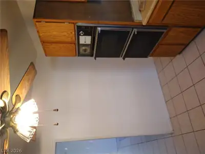 212 Bradshaw Way Kitchen