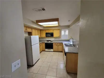 253 BUCKSKIN Street, Henderson, NV 89074 Kitchen
