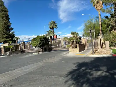 793 Vegas Valley Drive, Las Vegas, NV 89109 Entry
