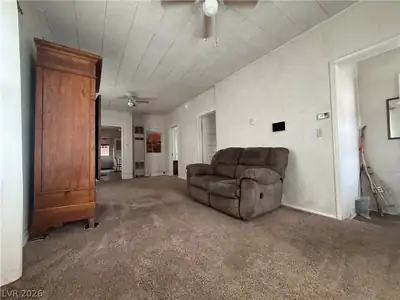 825 Canyon Street Living Room