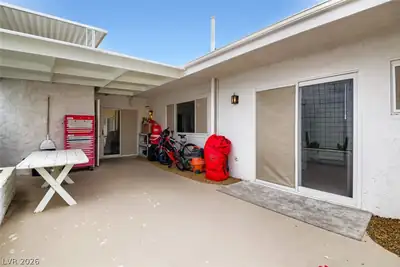 3827 Cavalry Street, Las Vegas, NV 89121 Patio