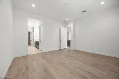 8971 Coastal Oaks Street, Las Vegas, NV 89166 Primary Bedroom