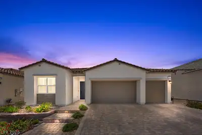 8971 Coastal Oaks Street, Las Vegas, NV 89166 Front of Structure