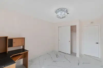 2660 Rosanna Street, Las Vegas, NV 89117 Bedroom