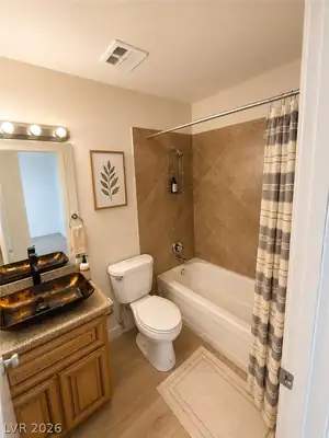 1467 Lorilyn Avenue 4 Bathroom