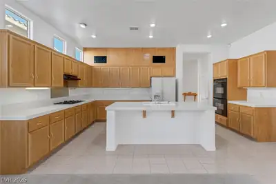 3131 Surf Spray Street, Las Vegas, NV 89117 Kitchen