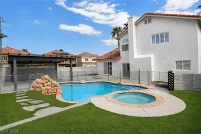 9682 Driftwood Island Court, Las Vegas