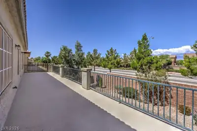 8229 Sawmill Falls Street, North Las Vegas, NV 89085 Patio