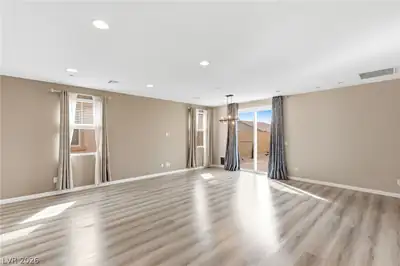 98 Cadence Crest Avenue, Henderson, NV 89011 Living Room