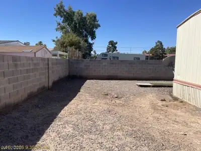 3668 Fort McHenry Drive Yard