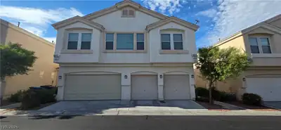 8832 Roping Rodeo Avenue 102, Las Vegas