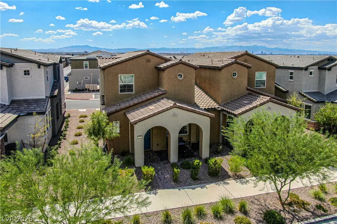 826 Royal Beekman Street, Henderson, NV 89011