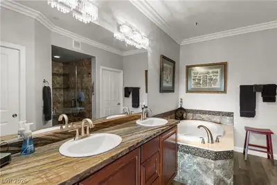 2555 Hampton Road 3309, Henderson, NV 89052 Primary Bathroom