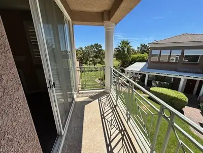 9112 Vista Greens Way 106 Balcony