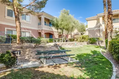 300 Pine Haven Street 101 Yard
