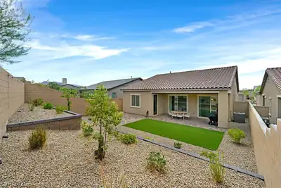 552 Comodo Street, Henderson, NV 89011 Yard